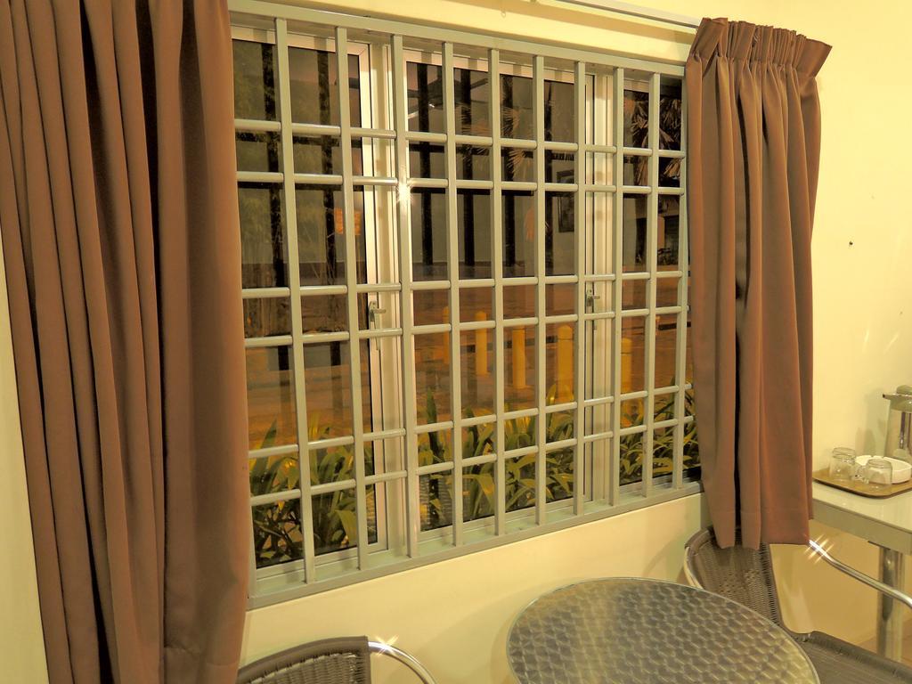 Hotel Seri Nilai Kültér fotó